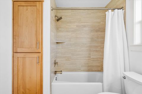 Tiny photo for 2195 NW Lemhi Pass Drive, Bend, OR 97703 (MLS # 220214876)