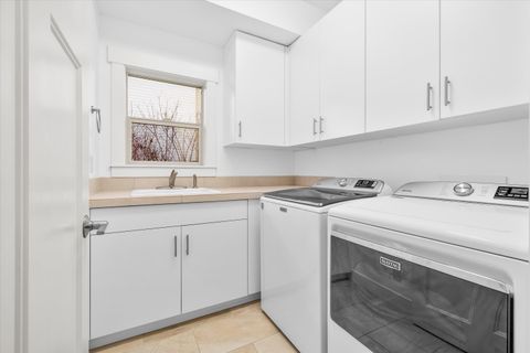 Tiny photo for 2195 NW Lemhi Pass Drive, Bend, OR 97703 (MLS # 220214876)