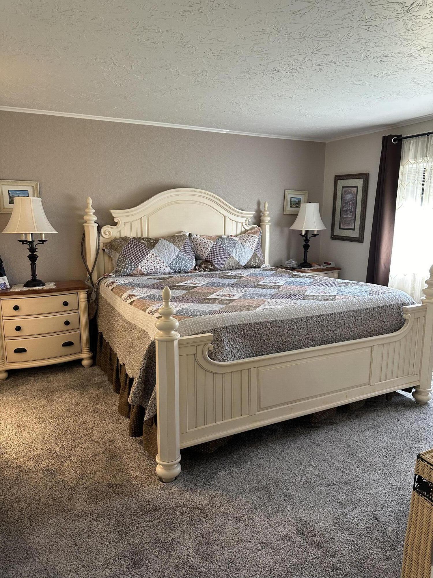 Green Pastures Mob - Residential