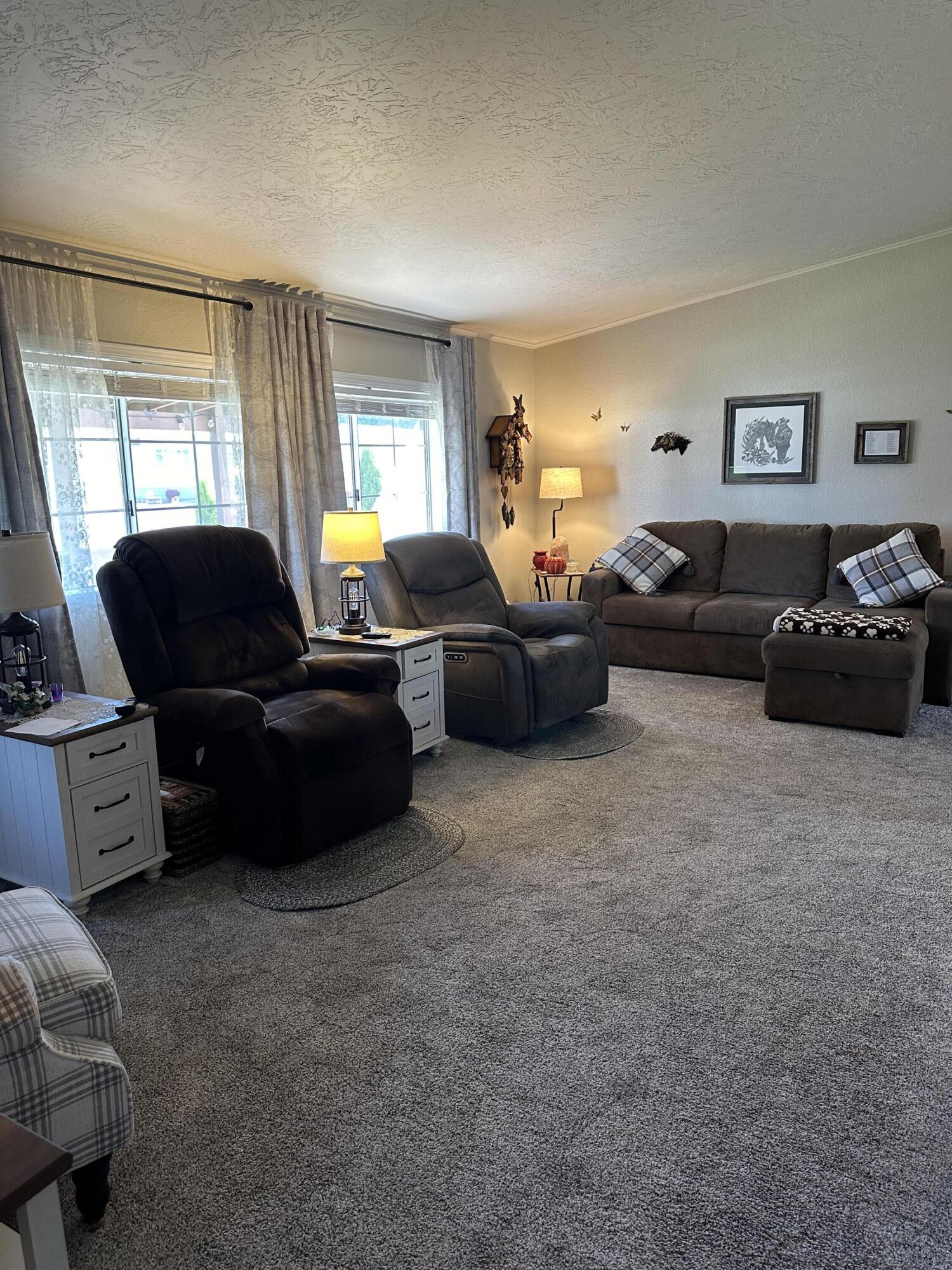 Green Pastures Mob - Residential