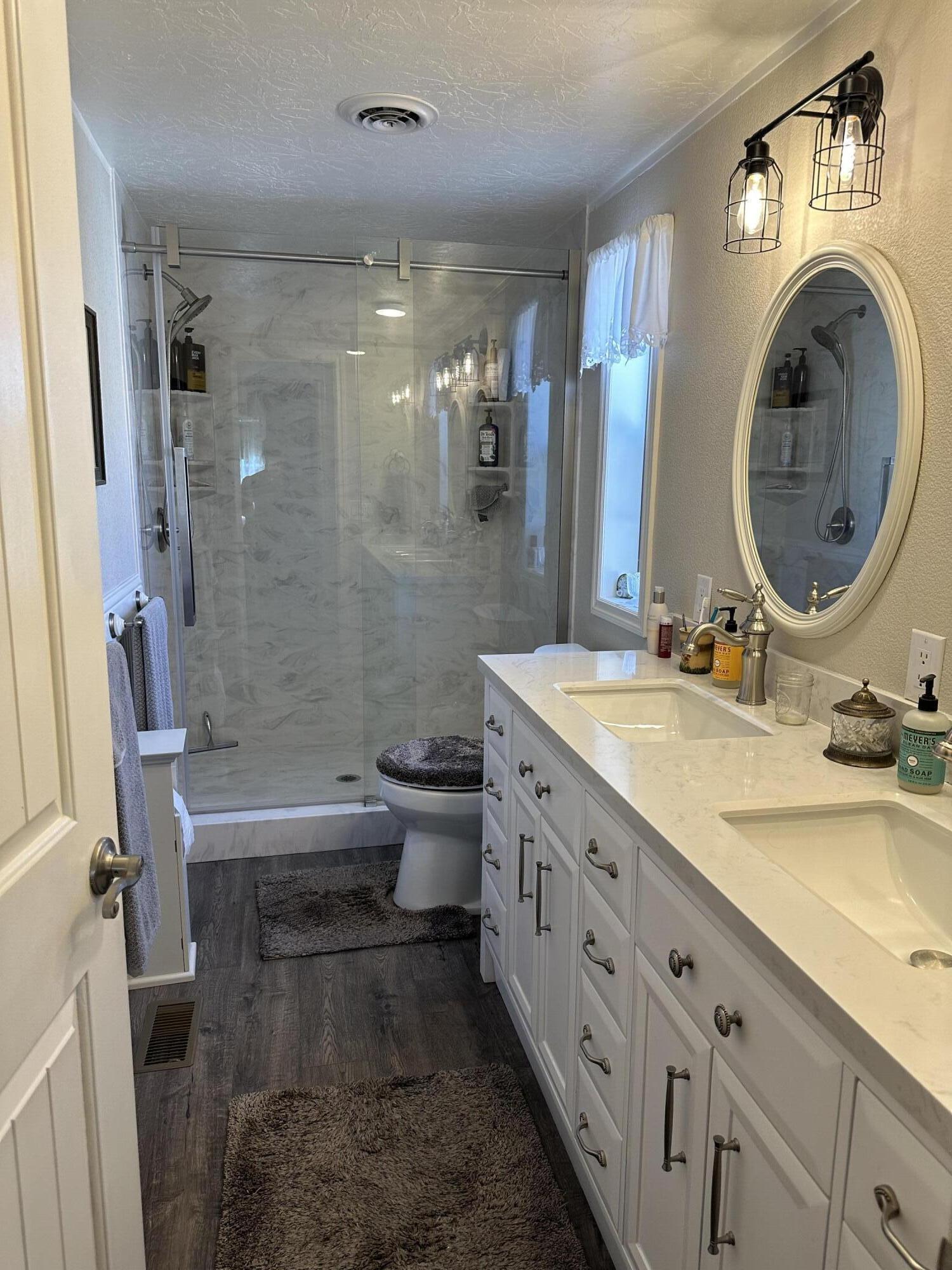 Green Pastures Mob - Residential