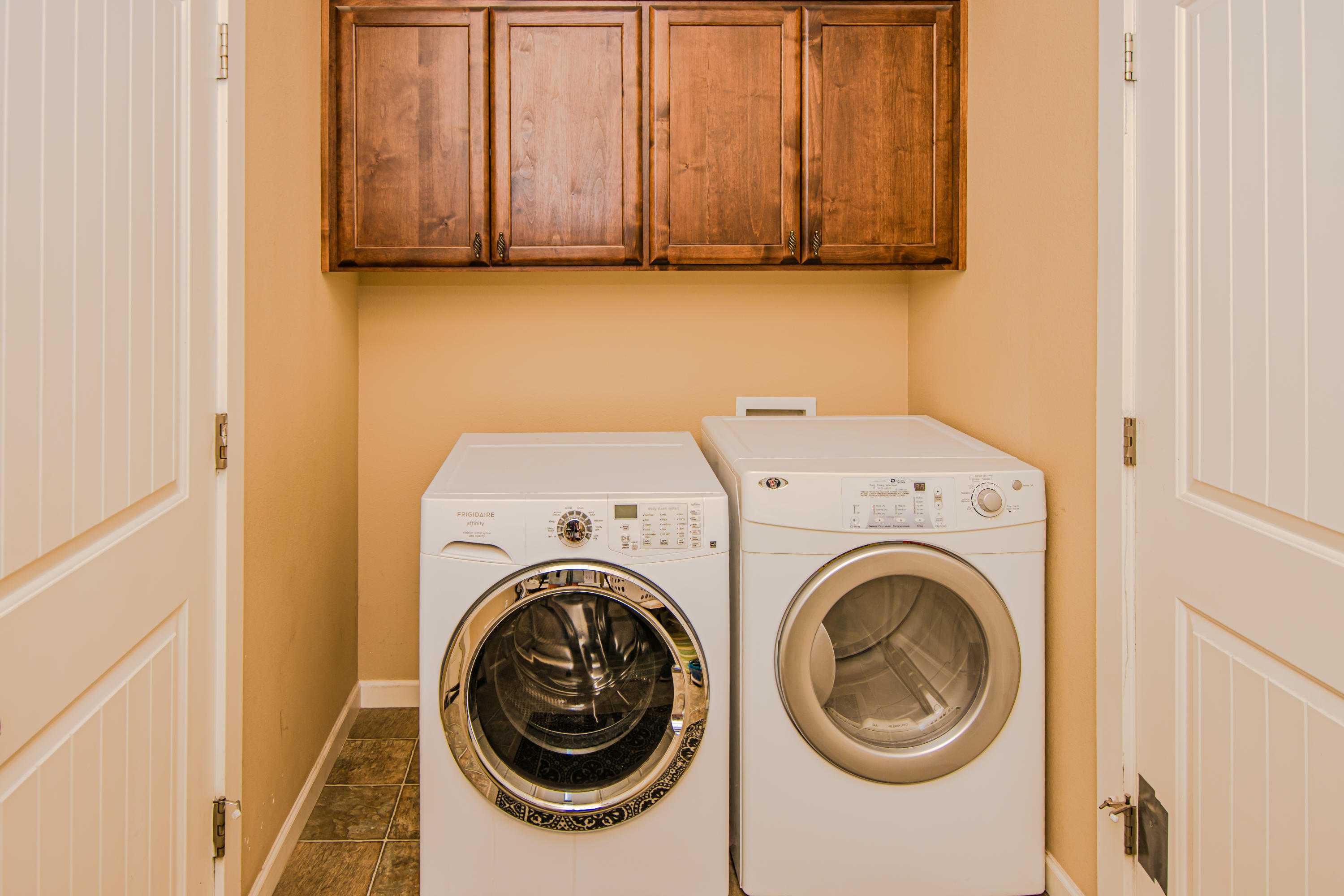 Twin Lakes Ranch - Residential