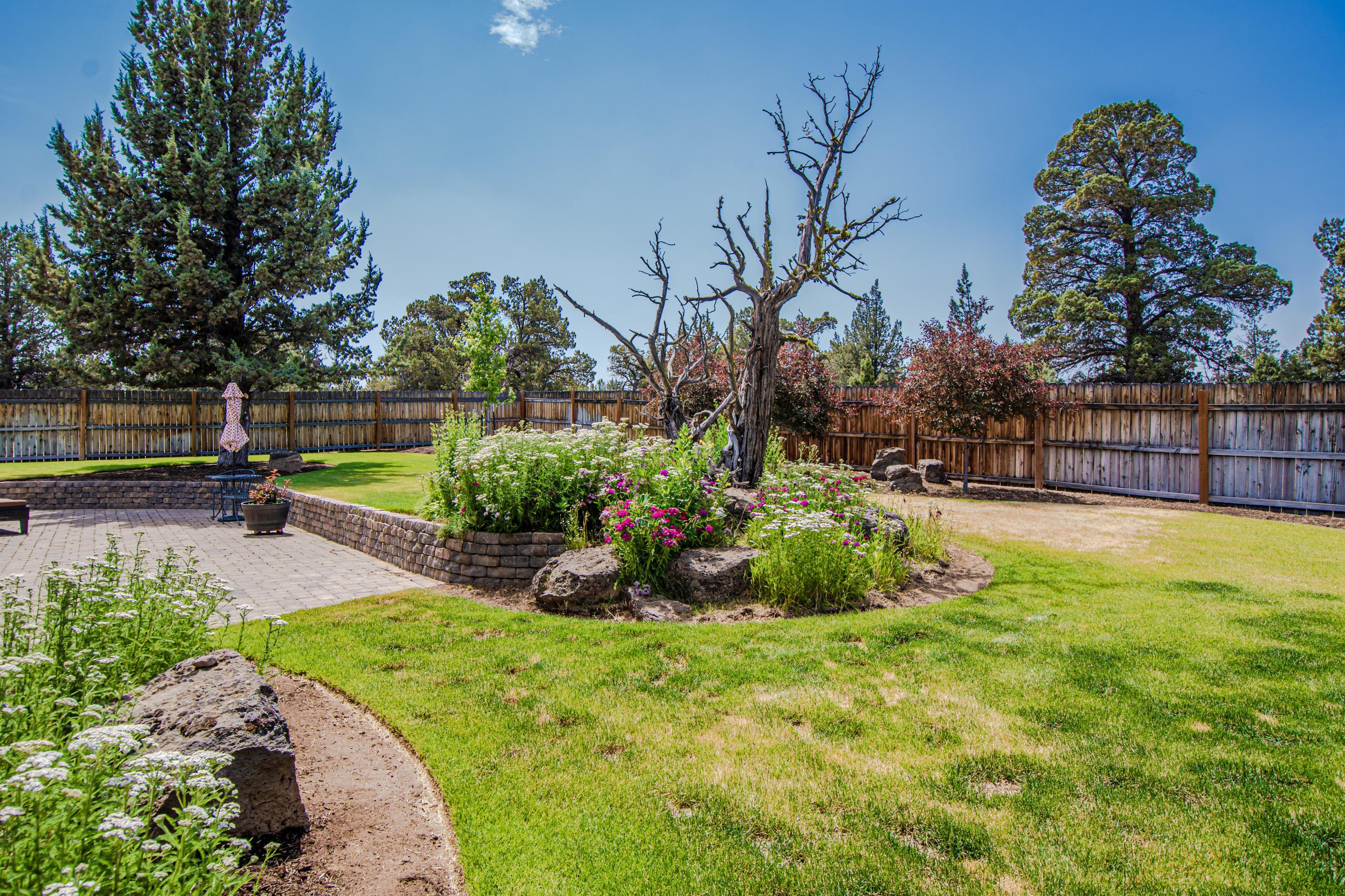 Twin Lakes Ranch - Residential
