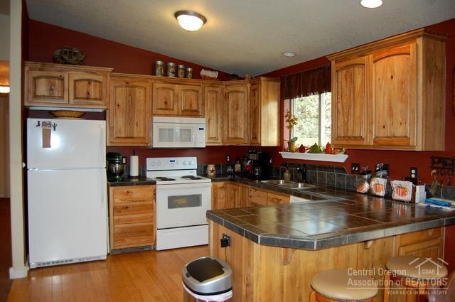 Golden Horseshoe - Residential
