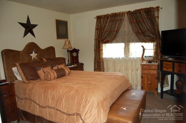 Golden Horseshoe - Residential