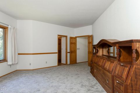 Tiny photo for 5060 Jumpoff Joe Creek Road, Grants Pass, OR 97526 (MLS # 220224115)