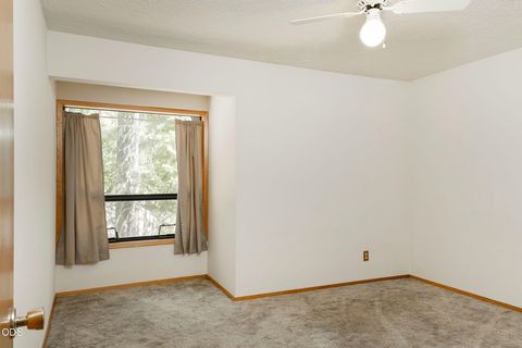 Tiny photo for 5060 Jumpoff Joe Creek Road, Grants Pass, OR 97526 (MLS # 220224115)