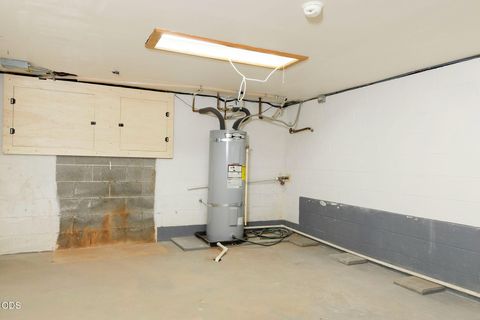 Tiny photo for 5060 Jumpoff Joe Creek Road, Grants Pass, OR 97526 (MLS # 220224115)