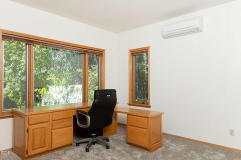 Tiny photo for 5060 Jumpoff Joe Creek Road, Grants Pass, OR 97526 (MLS # 220224115)