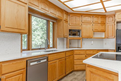 Tiny photo for 5060 Jumpoff Joe Creek Road, Grants Pass, OR 97526 (MLS # 220224115)