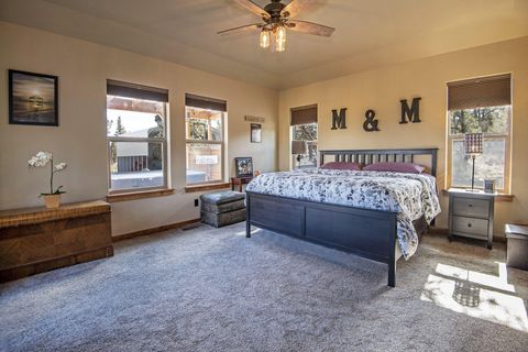 Tiny photo for 63170 Fremont Road, Bend, OR 97701 (MLS # 220219774)