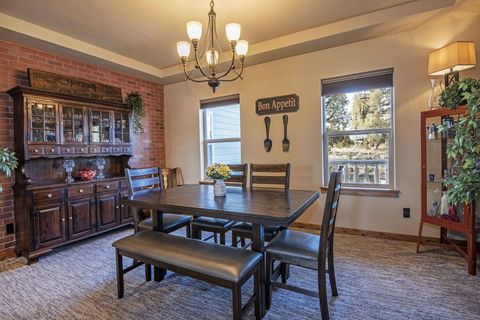 Tiny photo for 63170 Fremont Road, Bend, OR 97701 (MLS # 220219774)