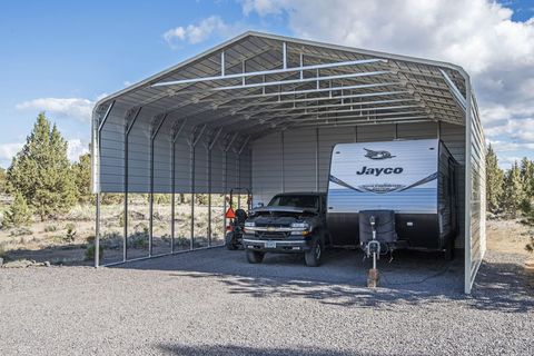 Tiny photo for 63170 Fremont Road, Bend, OR 97701 (MLS # 220219774)