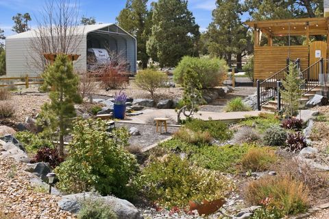 Tiny photo for 63170 Fremont Road, Bend, OR 97701 (MLS # 220219774)