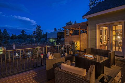 Tiny photo for 63170 Fremont Road, Bend, OR 97701 (MLS # 220219774)