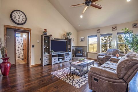 Tiny photo for 63170 Fremont Road, Bend, OR 97701 (MLS # 220219774)