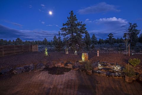 Tiny photo for 63170 Fremont Road, Bend, OR 97701 (MLS # 220219774)