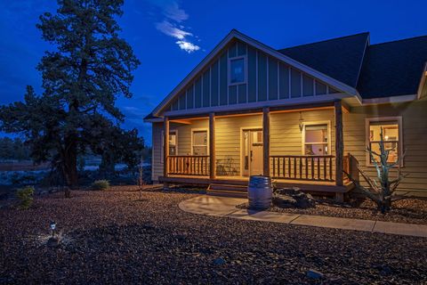 Tiny photo for 63170 Fremont Road, Bend, OR 97701 (MLS # 220219774)