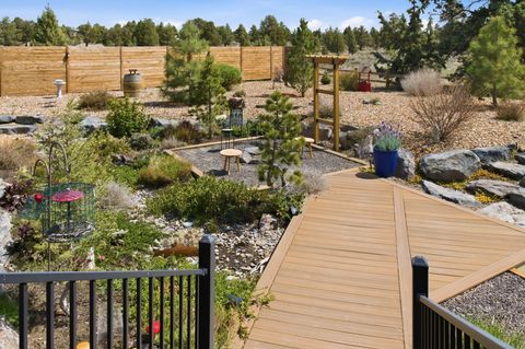 Tiny photo for 63170 Fremont Road, Bend, OR 97701 (MLS # 220219774)