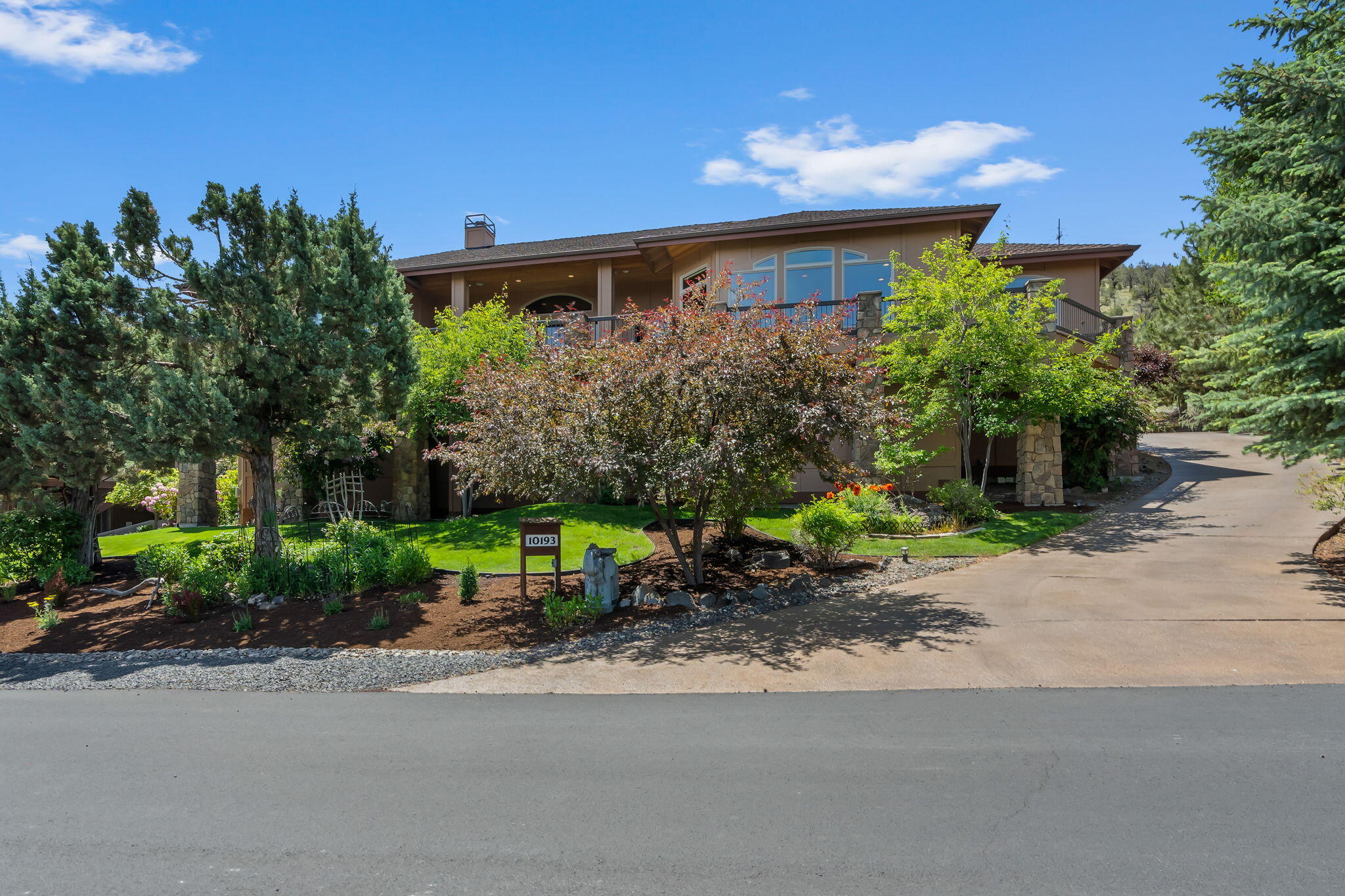 10193 Sundance Ridge Loop