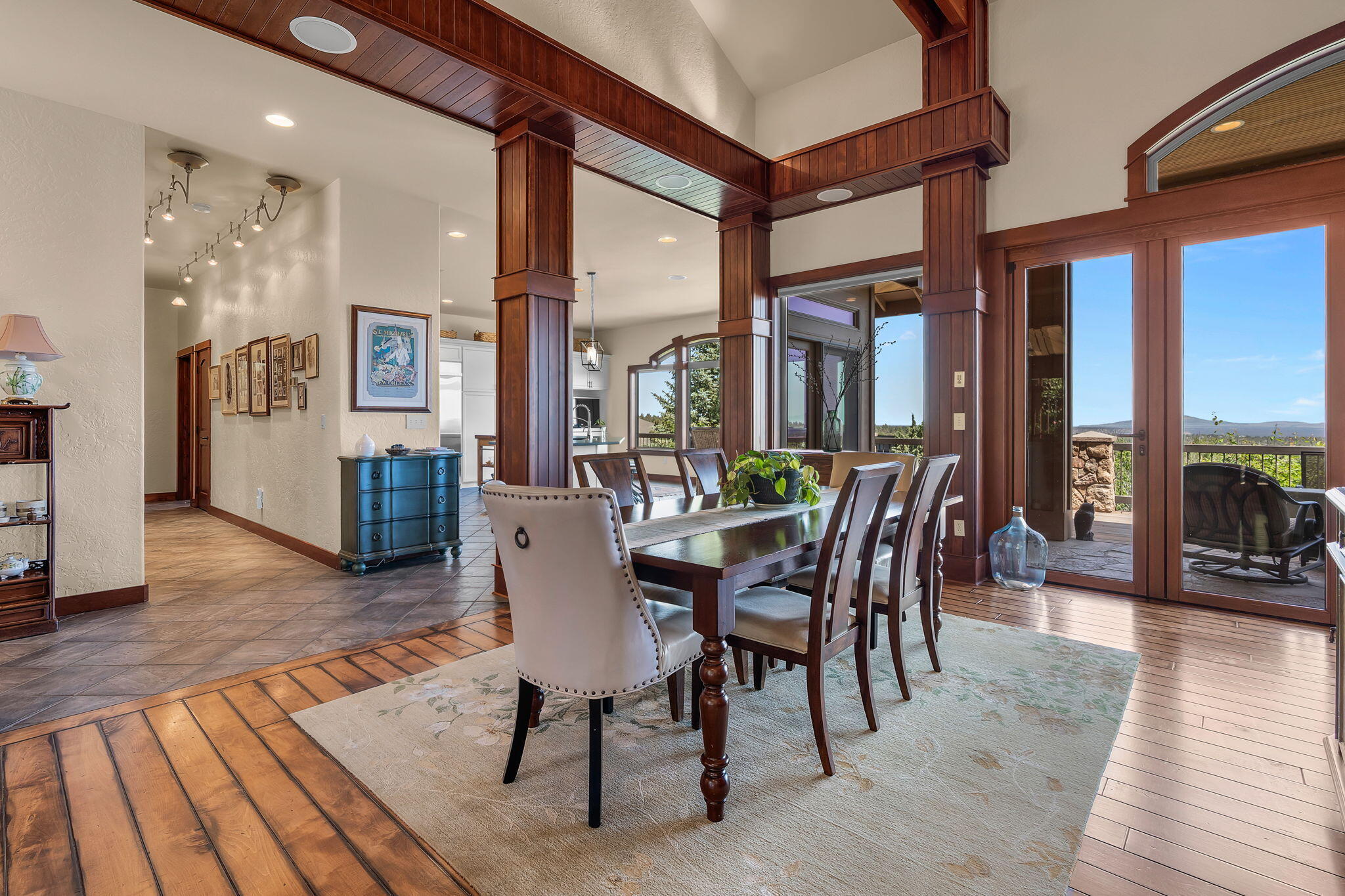 Eagle Crest - Residential