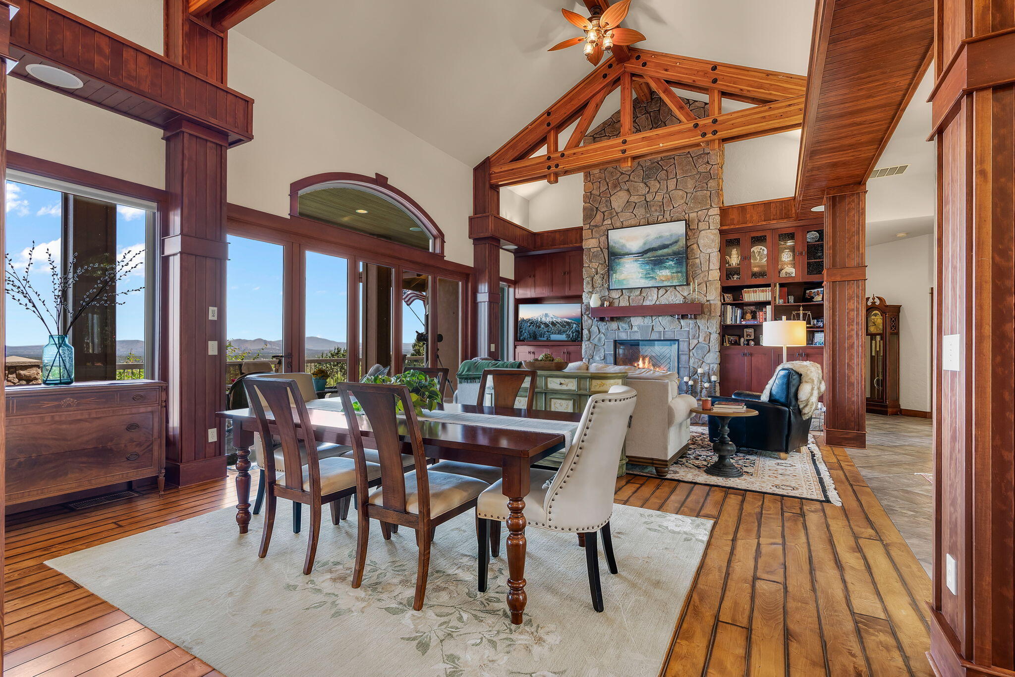 Eagle Crest - Residential