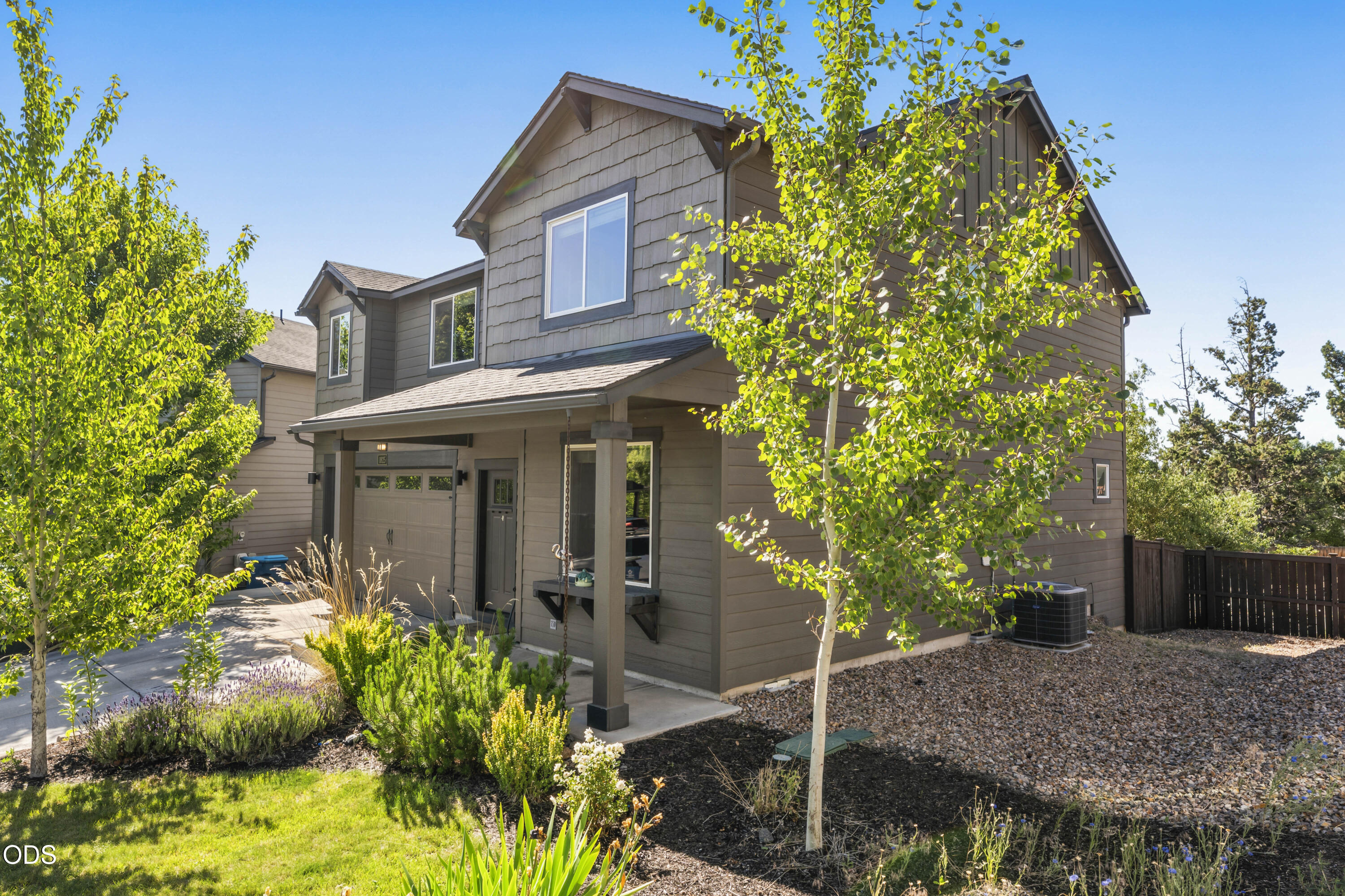 1825 NE Kristi