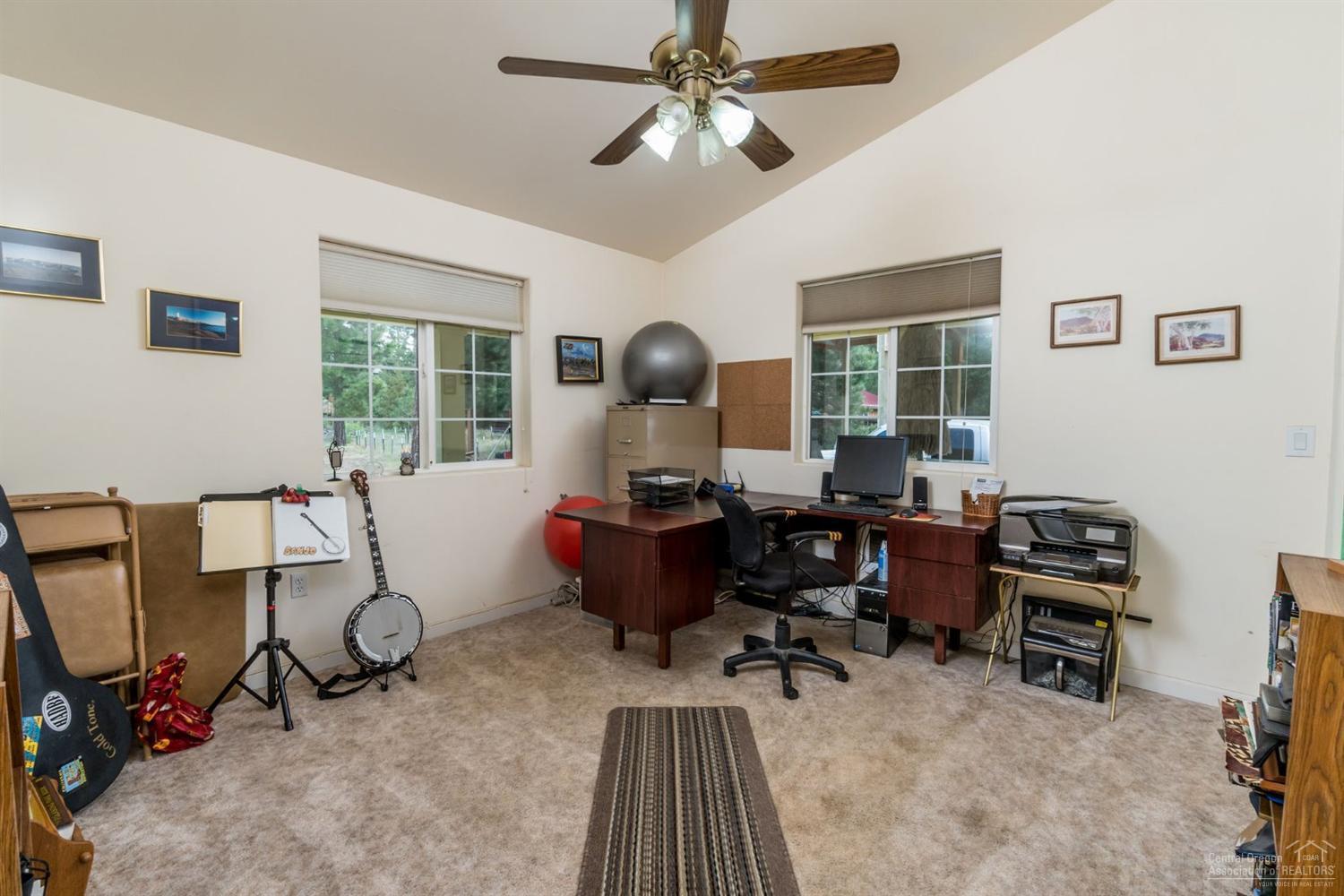 Fall River Estate - Residential