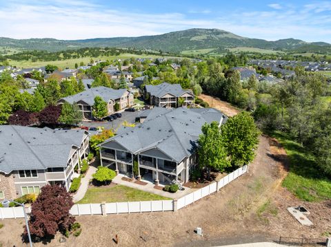 Tiny photo for 1280 Ashford Way #2, Medford, OR 97504 (MLS # 220220094)