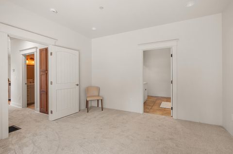 Tiny photo for 1280 Ashford Way #2, Medford, OR 97504 (MLS # 220220094)