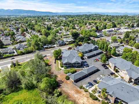 Tiny photo for 1280 Ashford Way #2, Medford, OR 97504 (MLS # 220220094)