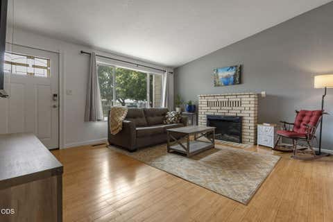 Tiny photo for 4208 Pepperwood Drive, Klamath Falls, OR 97603 (MLS # 220226874)