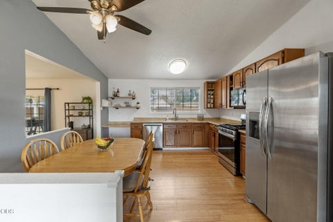 Tiny photo for 4208 Pepperwood Drive, Klamath Falls, OR 97603 (MLS # 220226874)