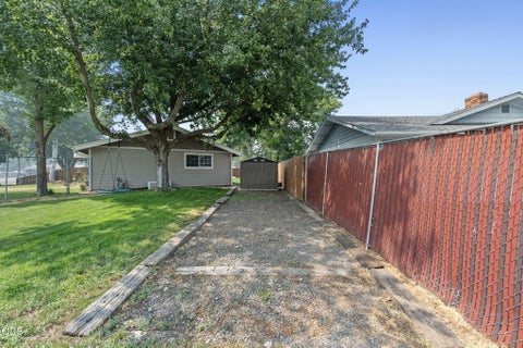 Tiny photo for 4208 Pepperwood Drive, Klamath Falls, OR 97603 (MLS # 220226874)