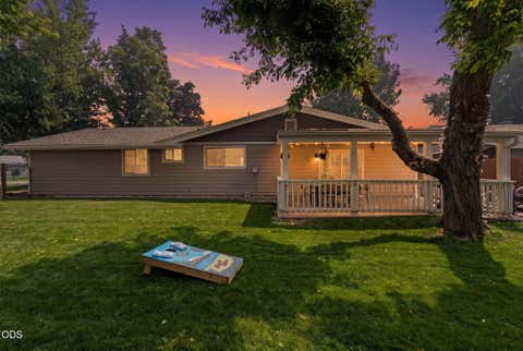 Tiny photo for 4208 Pepperwood Drive, Klamath Falls, OR 97603 (MLS # 220226874)