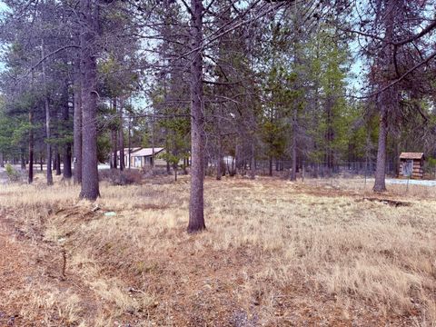 Tiny photo for 16511 Wm Foss Road, La Pine, OR 97739 (MLS # 220214539)