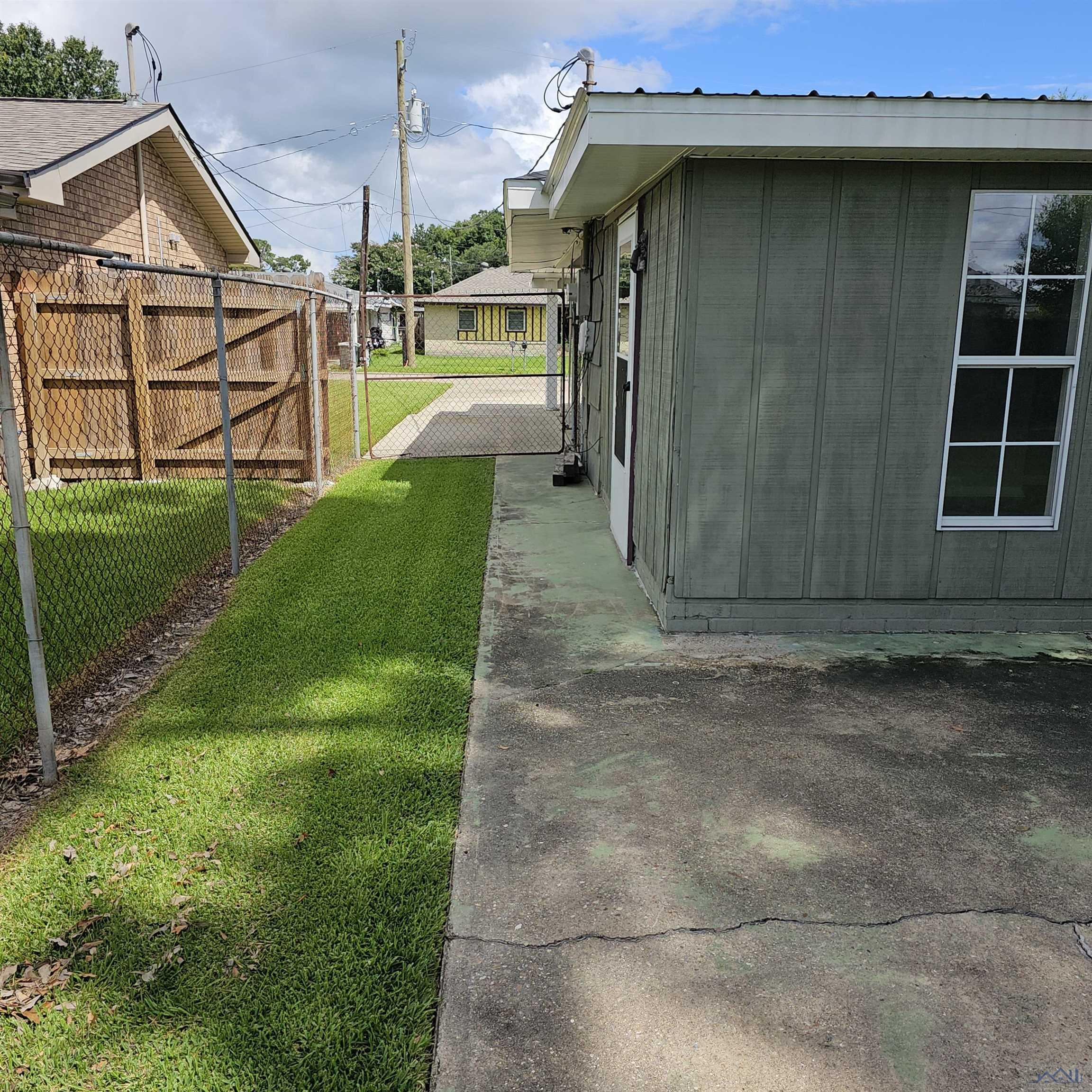 406 Dauphine St, Houma, Louisiana image 25