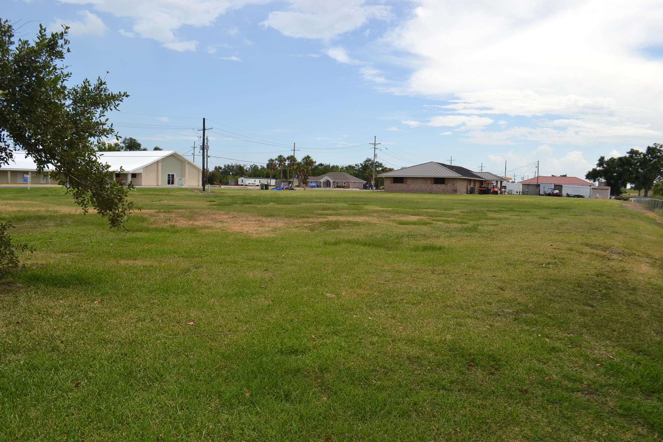 LOT 2 Oakridge Dr, Golden Meadow, Louisiana image 2