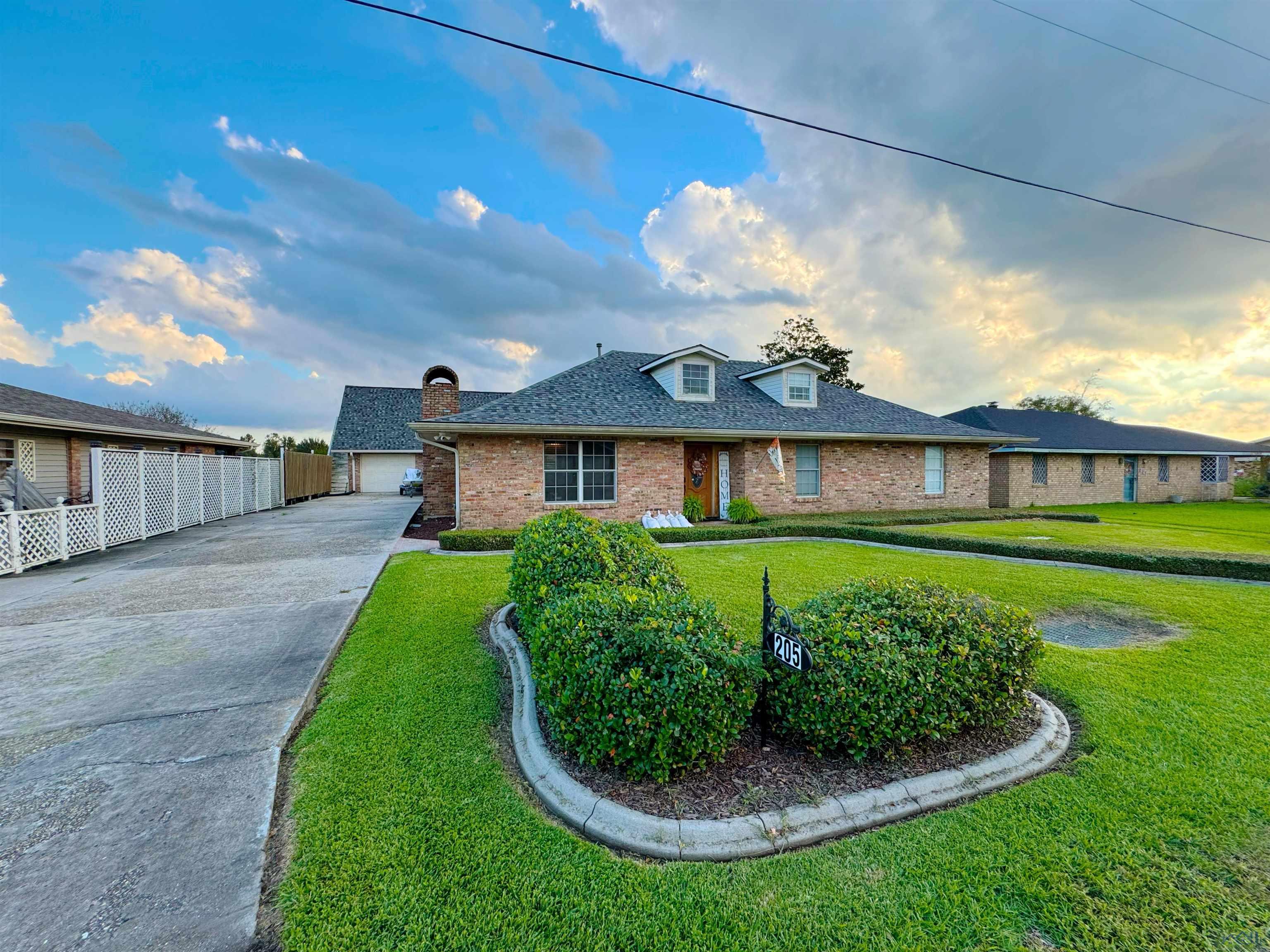 205 Tina Street, Houma, Louisiana image 1