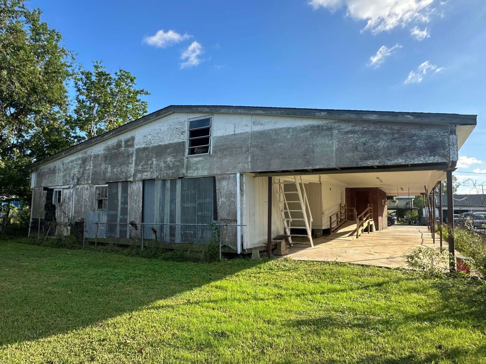 108 Chauvin St, Chauvin, Louisiana image 7