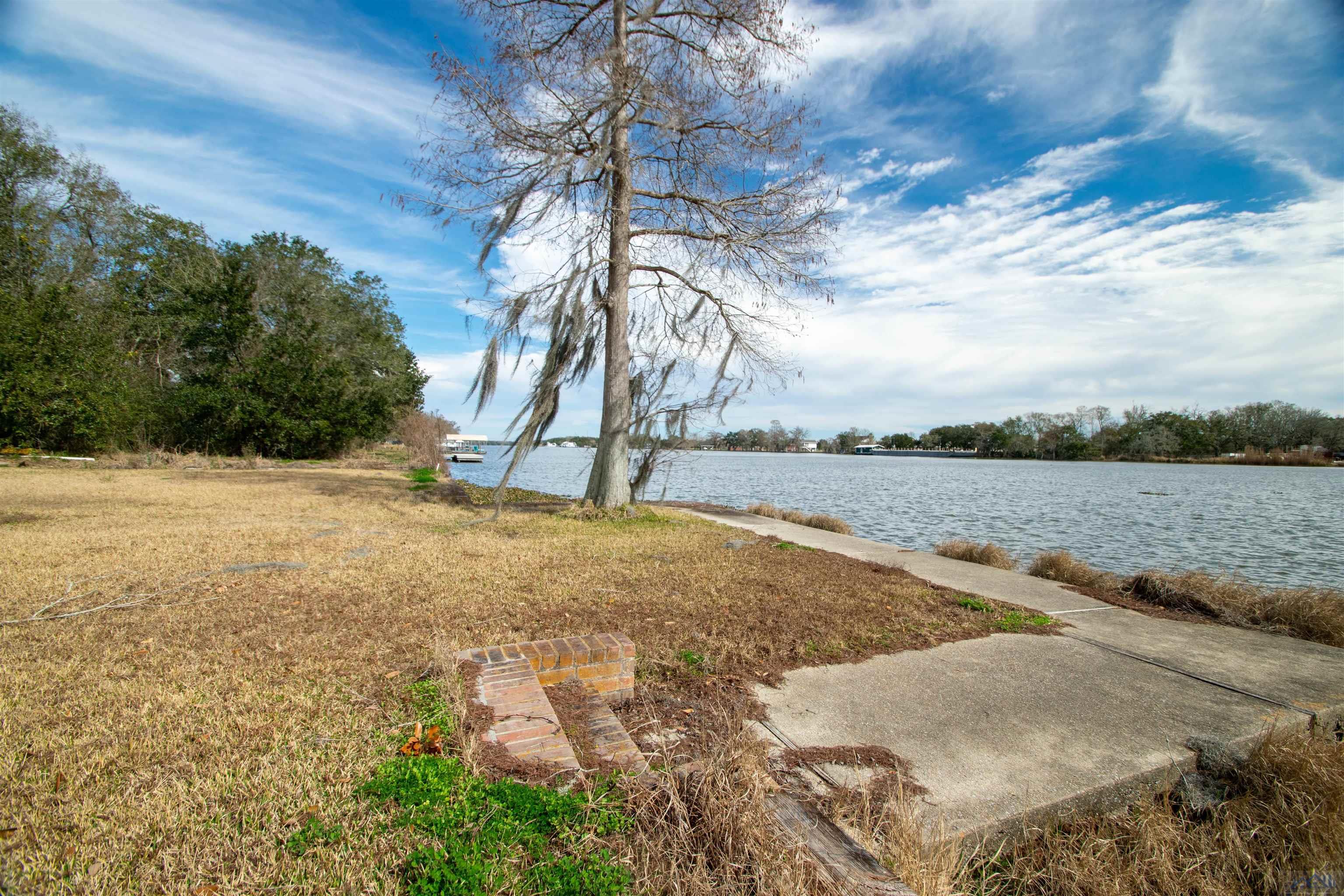 1086 9A-2 Victoria Riverside Road, Patterson, Louisiana image 1