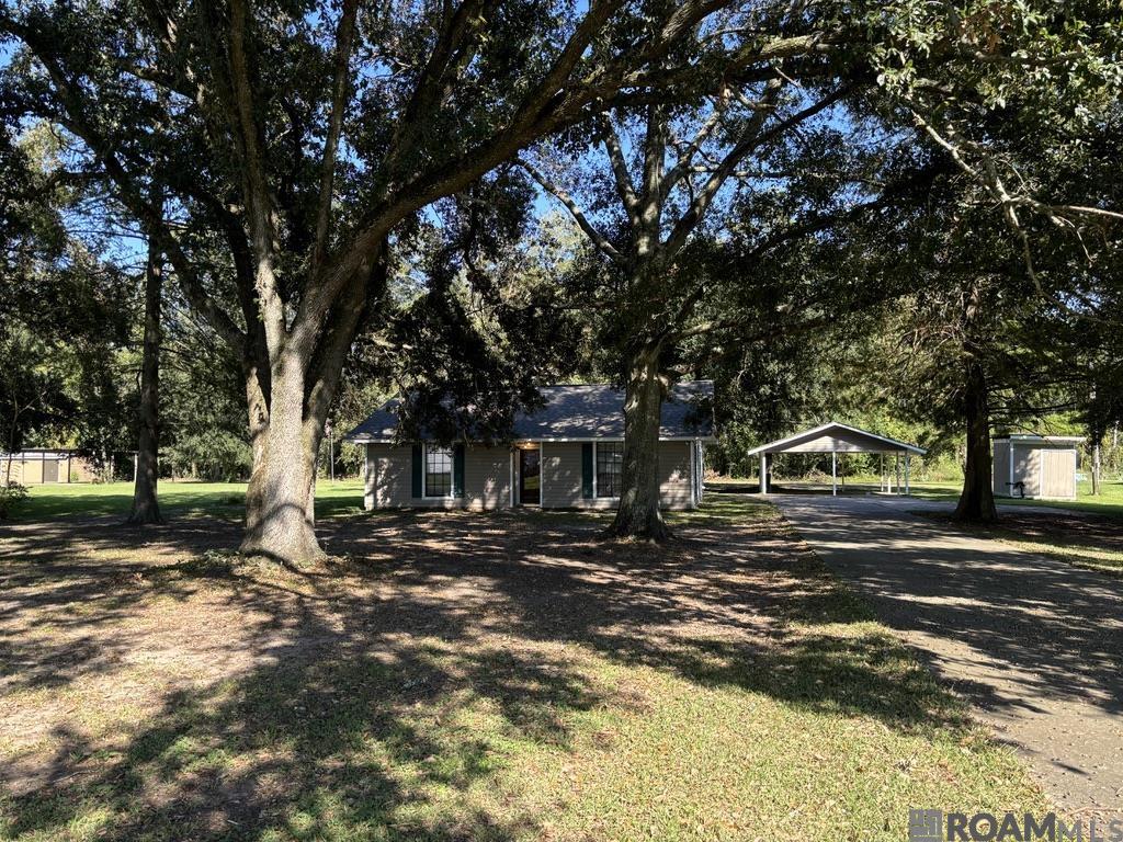 12182 Roddy Rd, Gonzales, Louisiana image 1