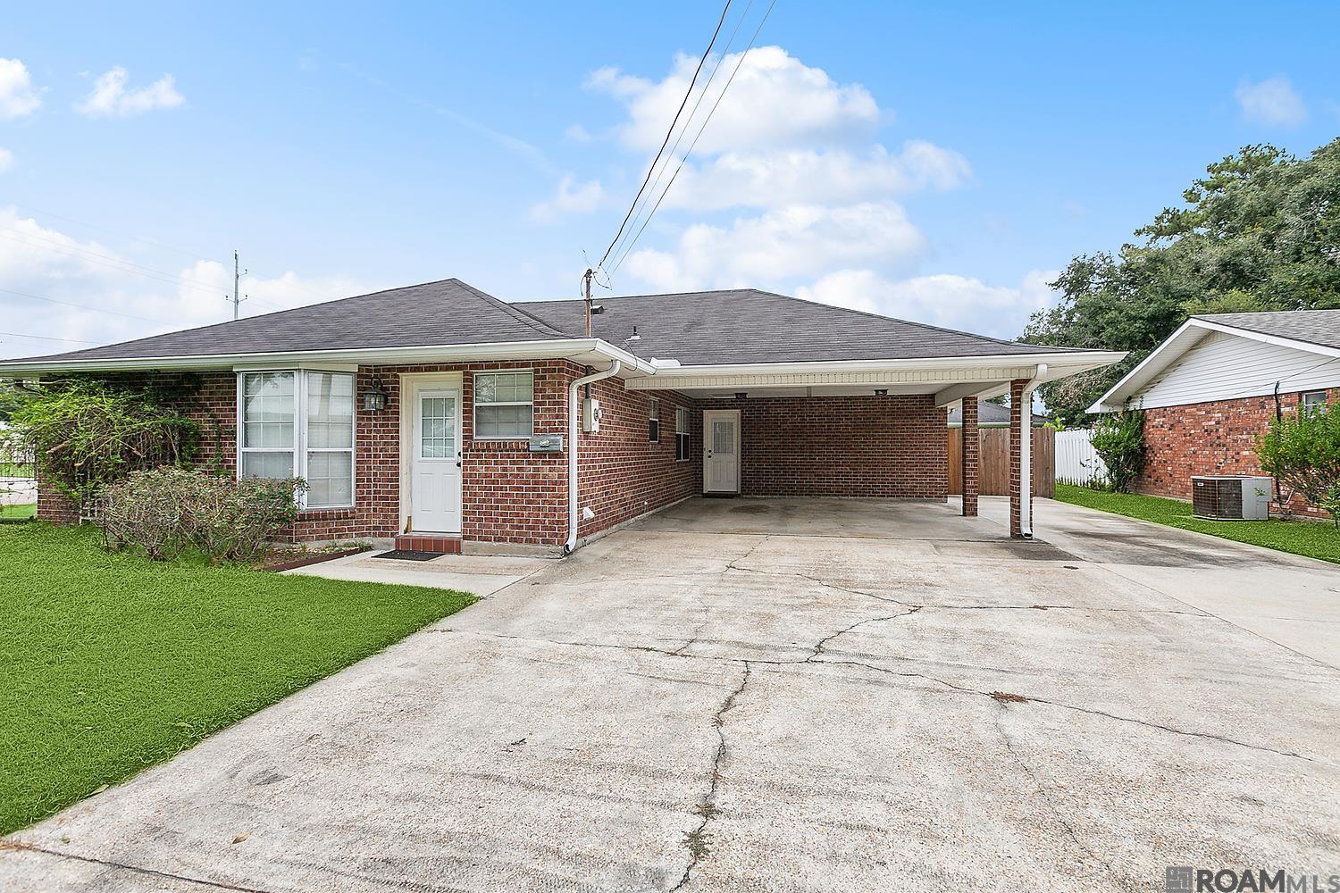 24425 Marshall St, Plaquemine, Louisiana image 2