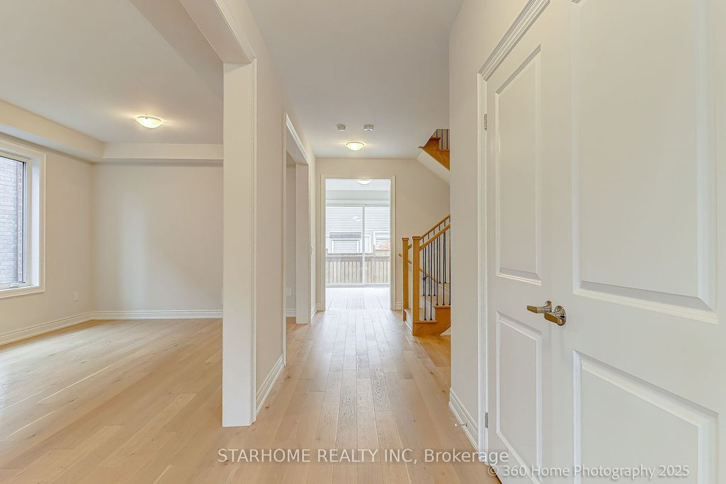 Photo of 49 Bostock Drive, Georgina, ON L4P 0T1 (MLS # N12861052)