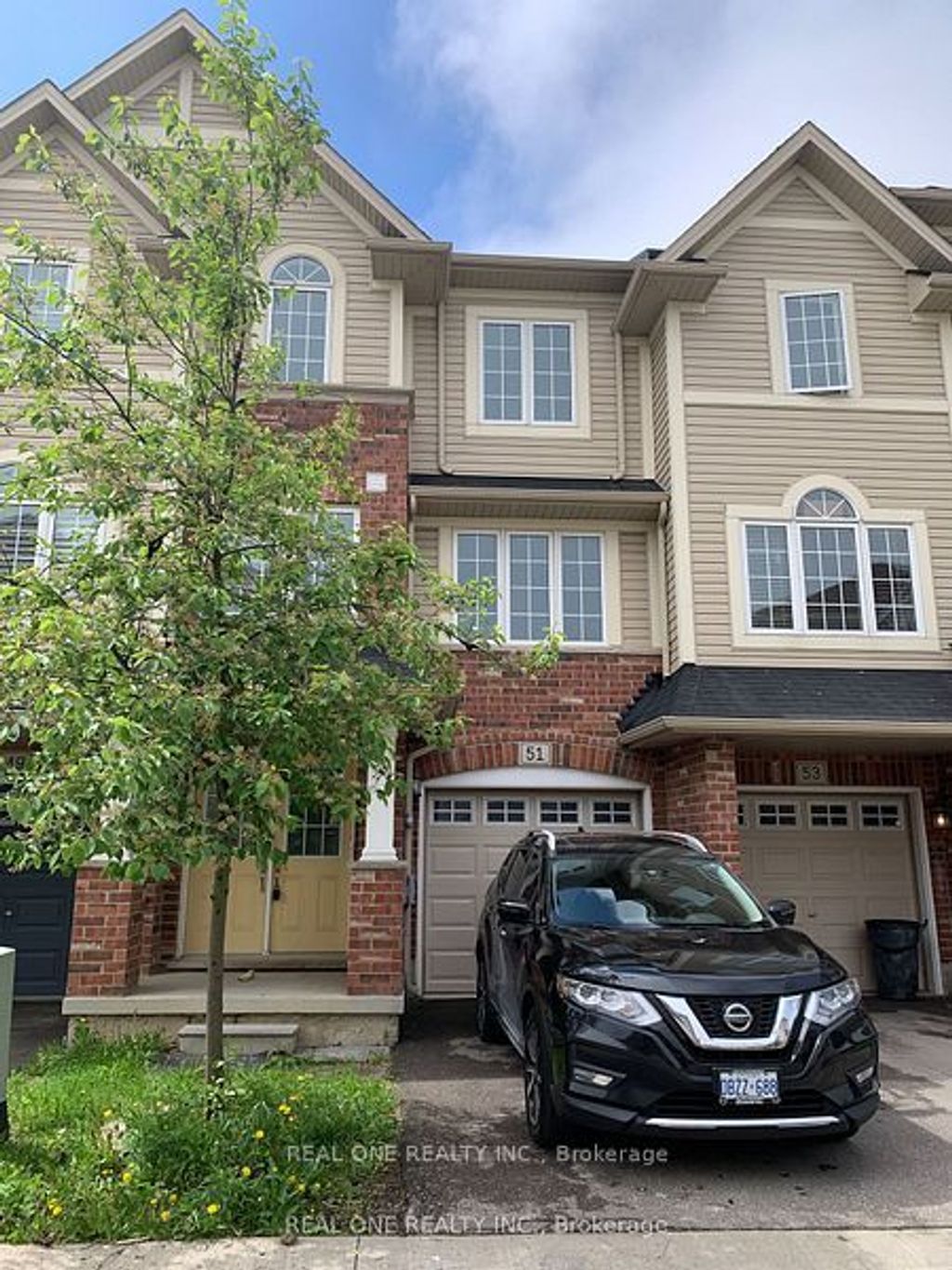 Photo of 51 Mayland Trail, Hamilton, ON L8J 0G4 (MLS # X12917476)