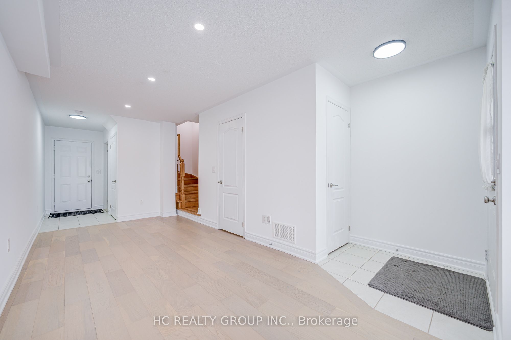 5259 Major Mackenzie Drive