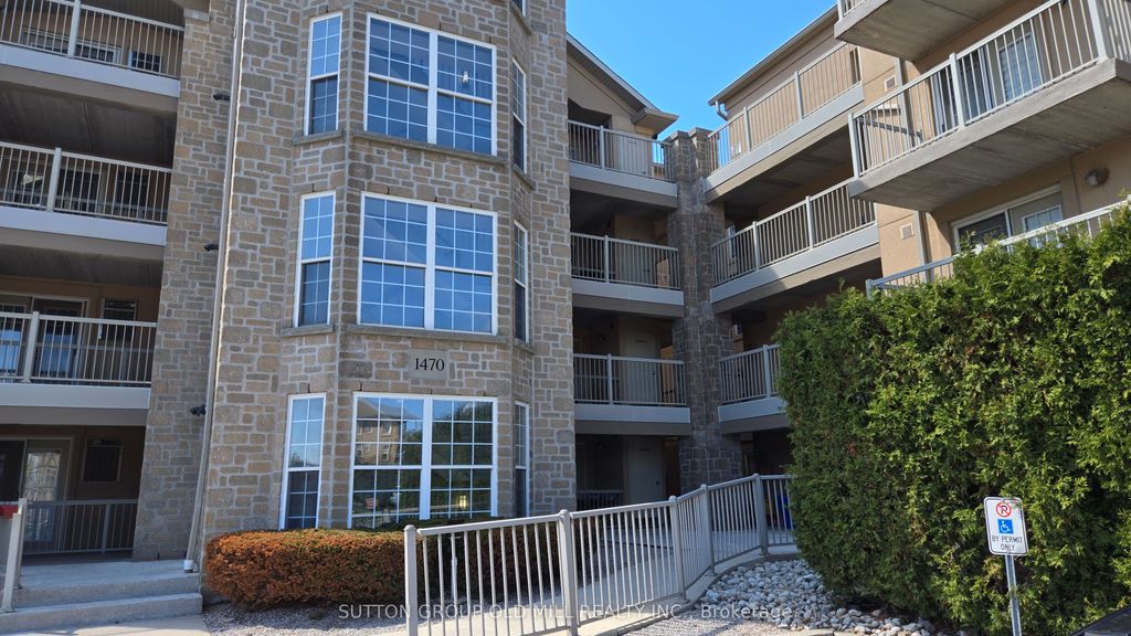 Photo of 1470 Bishops Gate #208, Oakville, ON L6M 4N2 (MLS # W12994006)