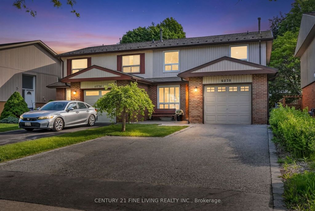 Photo of 6038 Featherhead Crescent, Mississauga, ON L5N 2B6 (MLS # W13224466)