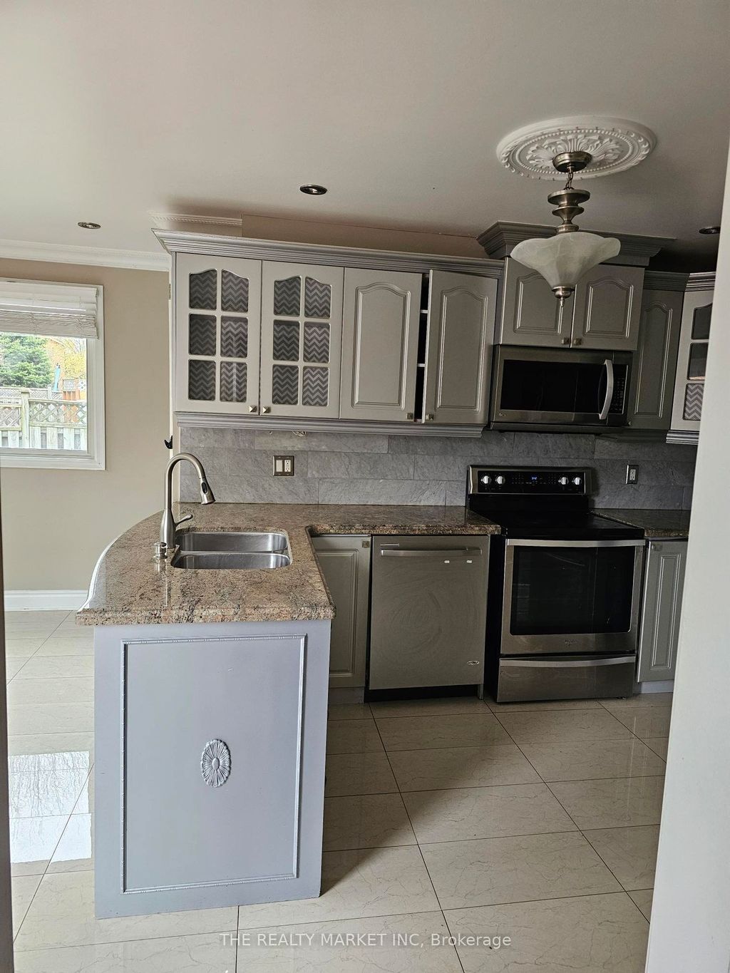 Photo of Whitby, ON L1N 8T1 (MLS # E12639760)