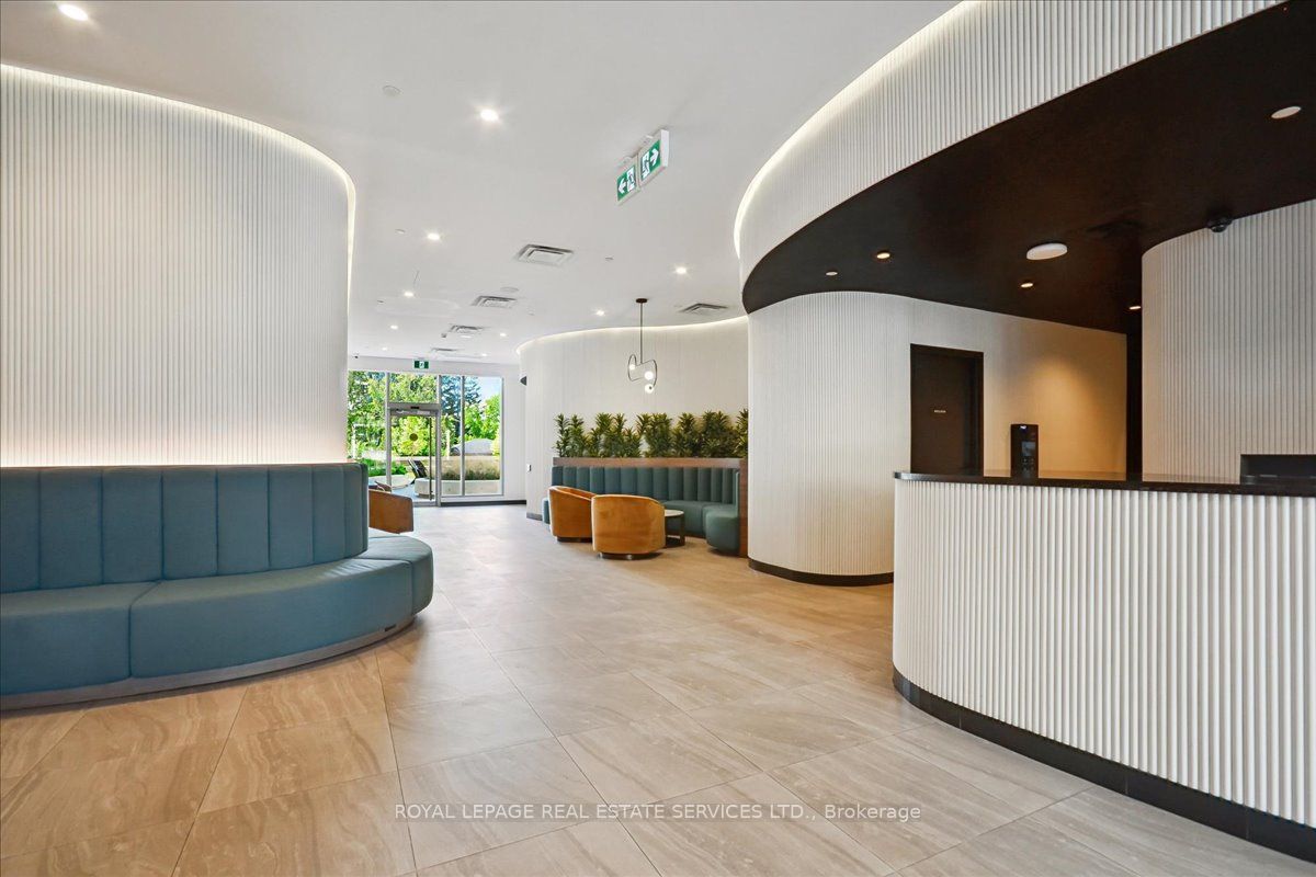 Toronto, ON M8Y 1L1, Canada, 2 Bedrooms Bedrooms, ,1 BathroomBathrooms,Residential,Active,215363